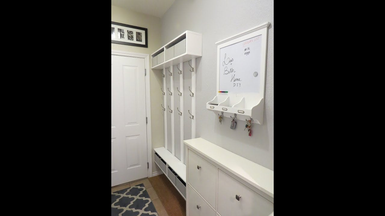 DIY Mudroom Coat Rack and Storage by LuisandBethHomeDIY (2 years ago)
