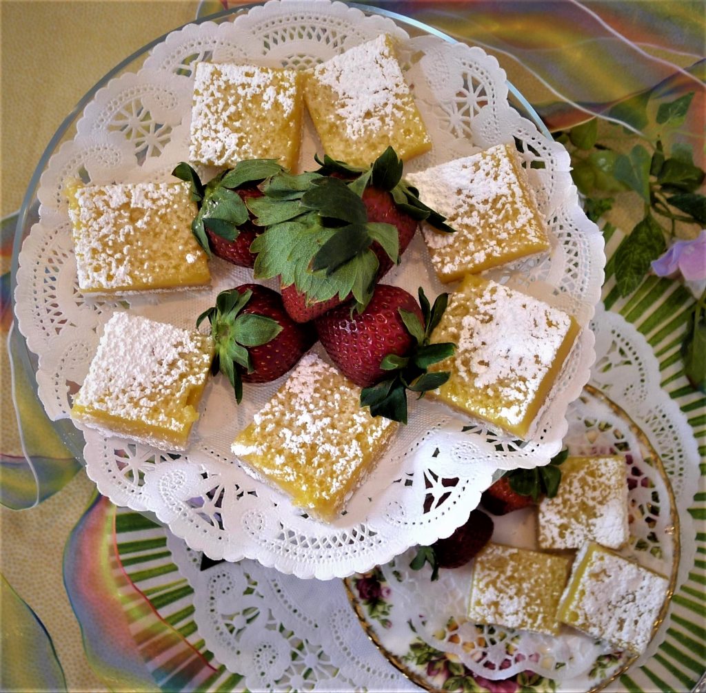High Country Baking: Yummy, simple and pretty lemon bars