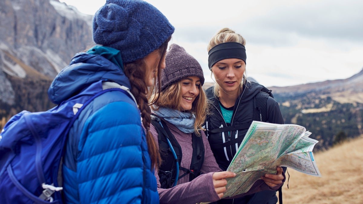 How To Be a Great, All-Seasons, Outdoor Friend Mom